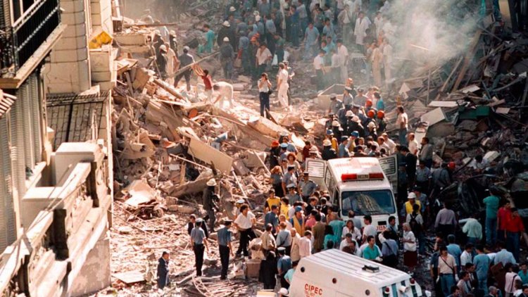A 26 AÑOS DEL ATENTADO Todo lo que Menem ocultó de la explosión de la Embajada de Israel
