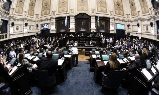 Legislatura bonaerense : Senado Vidal mantiene supremacía y en Diputados se impone Kicillof